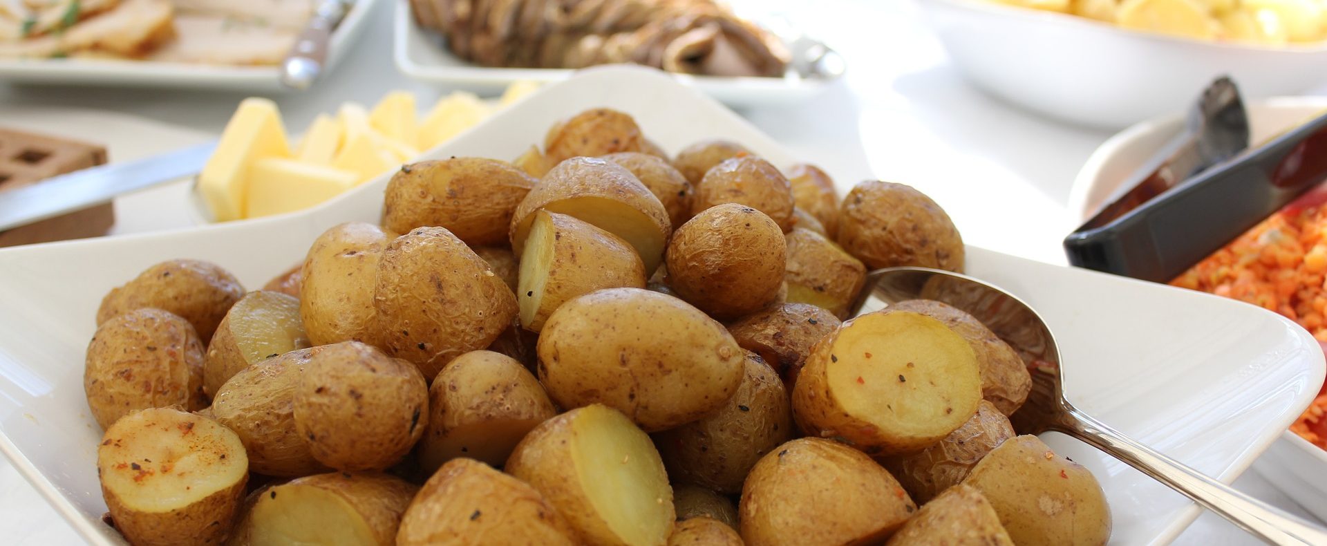 Catering / Partyservice - Warme Speisen: Buffet mit Ofenkartoffeln